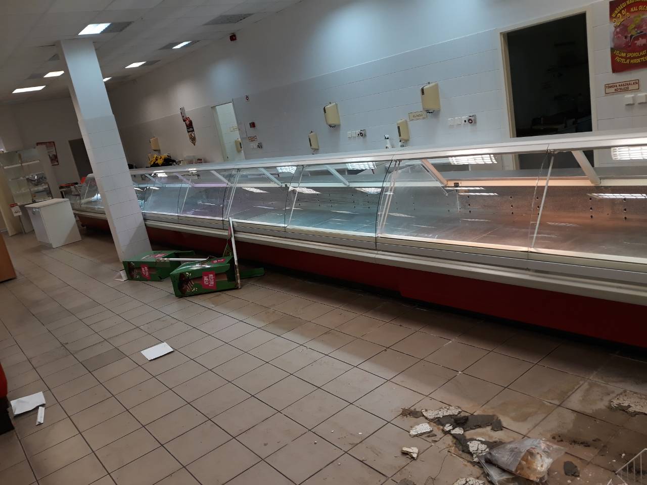 Vendéglátóipari berendezés szállítás